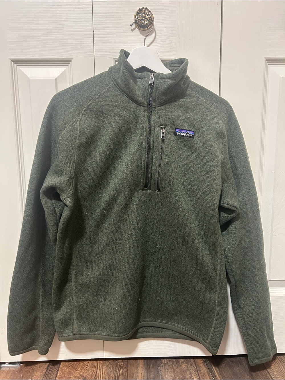 Patagonia Men’s Olive Green Quarter-Zip Fleece Pullover